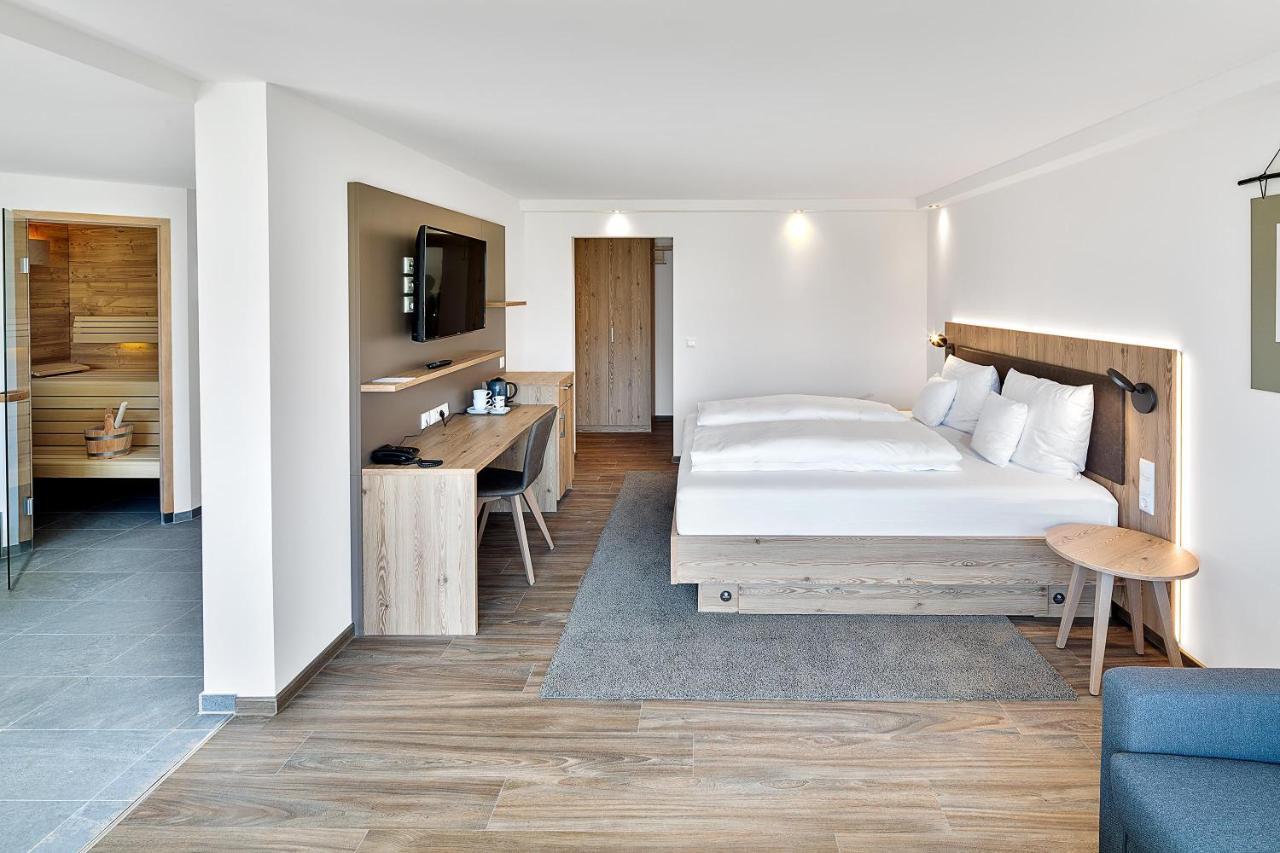 Hotel Kuehberg Oberstdorf Bagian luar foto