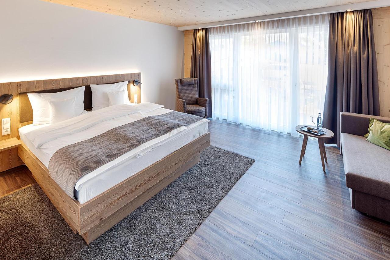 Hotel Kuehberg Oberstdorf Bagian luar foto