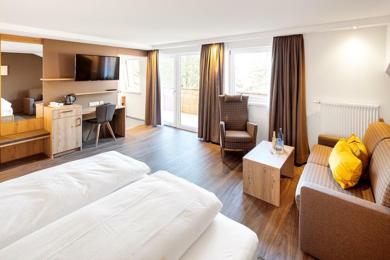 Hotel Kuehberg Oberstdorf Bagian luar foto